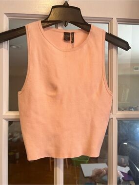 Icone Sleeveless Knit Tank Top in Light Peach